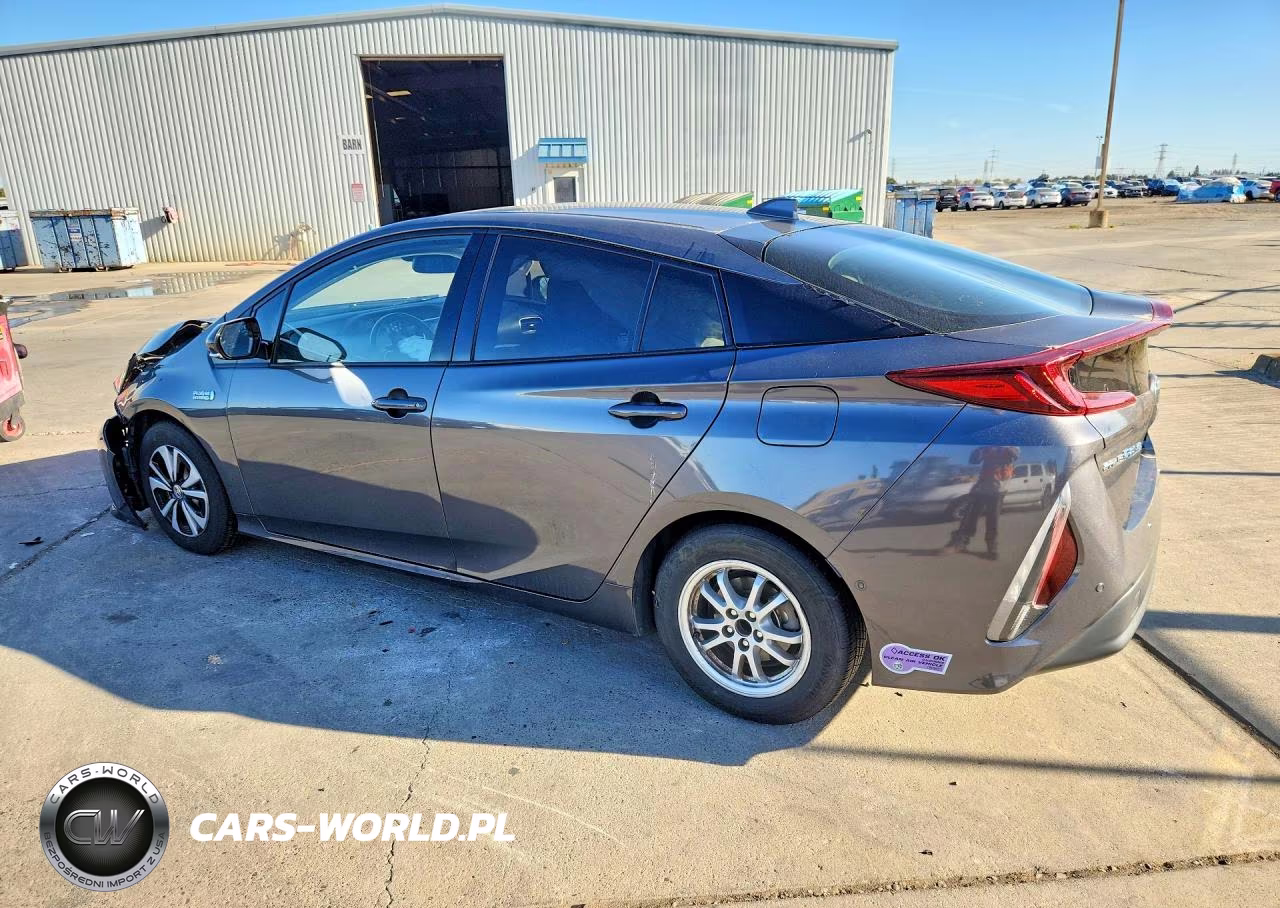 2018 Toyota Prius Prime Advanced VIN:JTDKARFP8J3097026 - 2