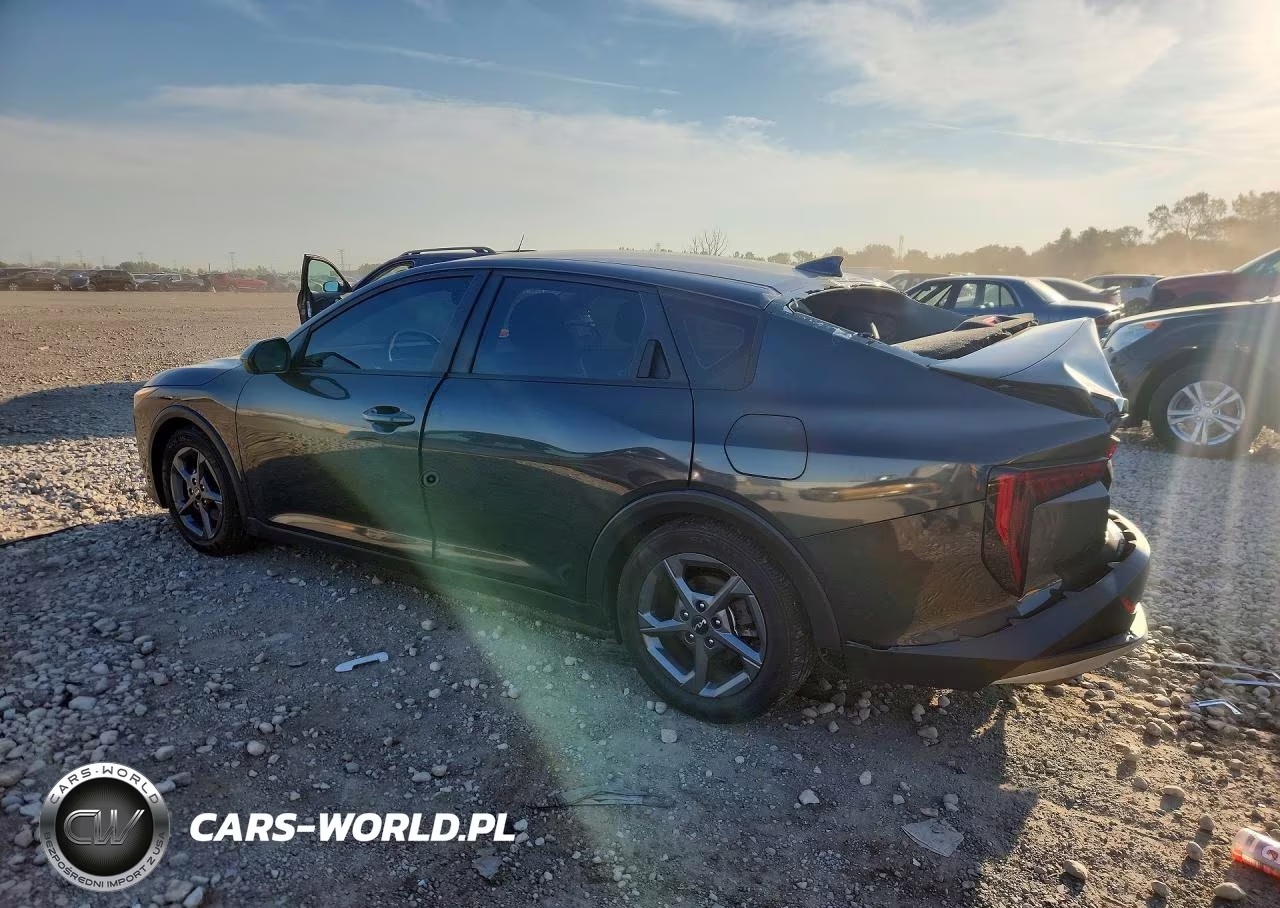 2025 Kia K4 Lxs VIN:3KPFT4DE1SE015437 - 2