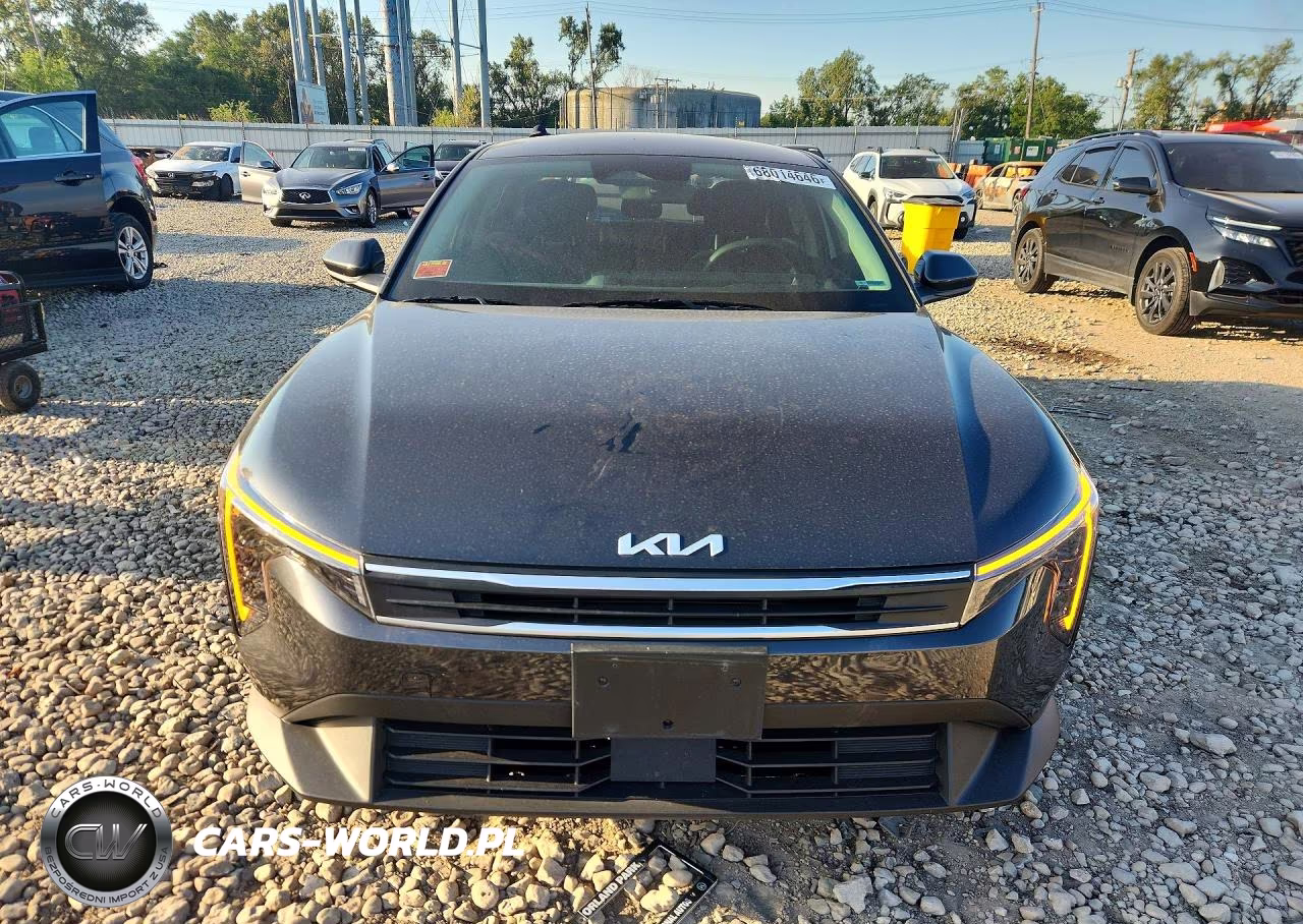 2025 Kia K4 Lxs VIN:3KPFT4DE1SE015437 - 5