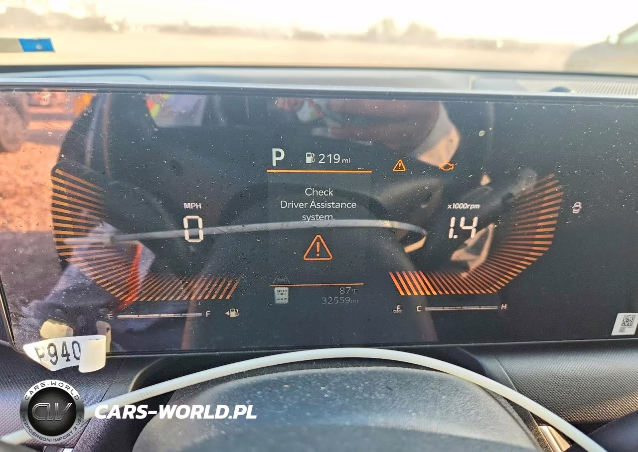 2025 Kia K4 Lxs VIN:3KPFT4DE1SE015437 - 9