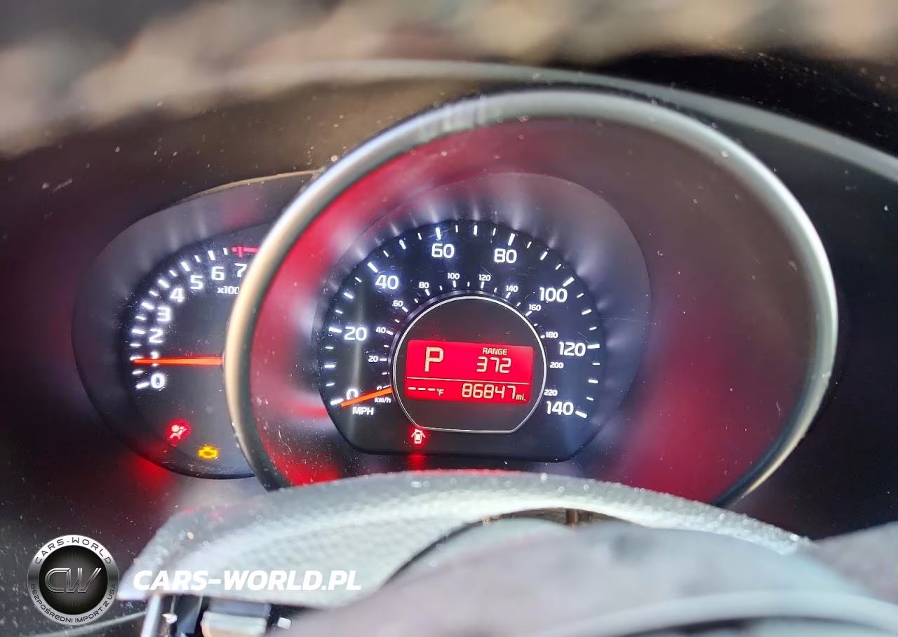 2017 Kia Soul + VIN:KNDJP3A50H7501372 - 9
