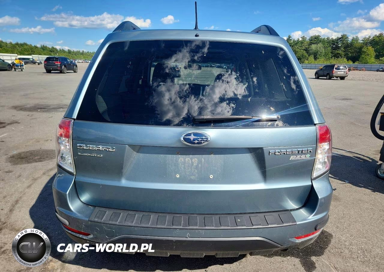 2011 Subaru Forester 2.5X Premium VIN:JF2SHADC7BH754093 - 6