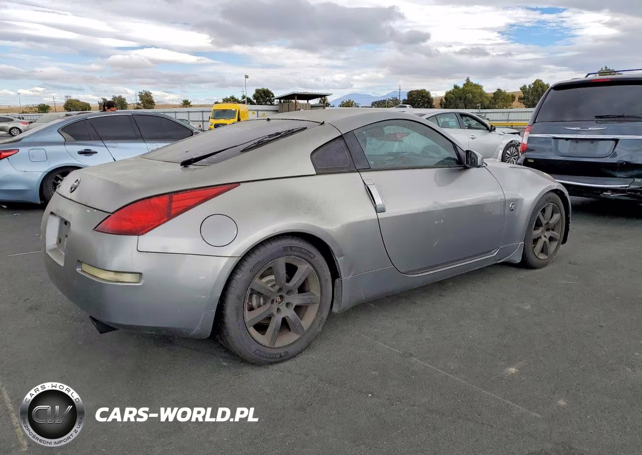 2003 Nissan 350Z Coupe VIN:JN1AZ34E73T018132 - 3