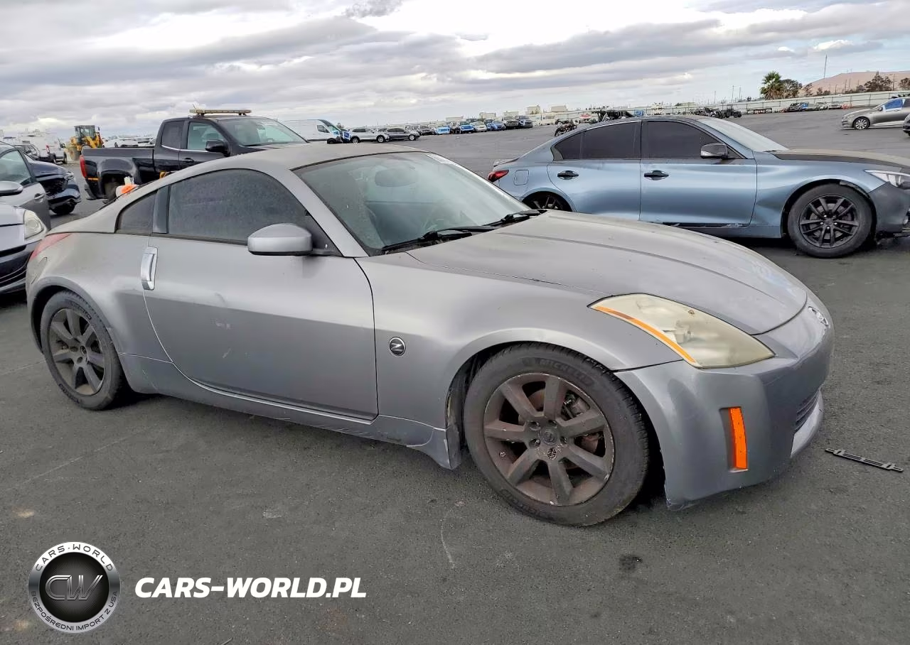 2003 Nissan 350Z Coupe VIN:JN1AZ34E73T018132 - 4
