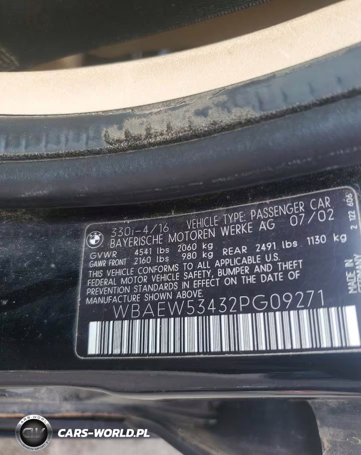 2002 BMW 330 Xi VIN:WBAEW53432PG09271 - 13