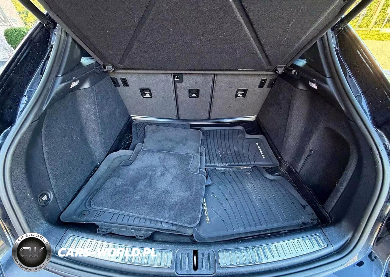 2021 Porsche Macan VIN:WP1AA2A57MLB08979 - 12