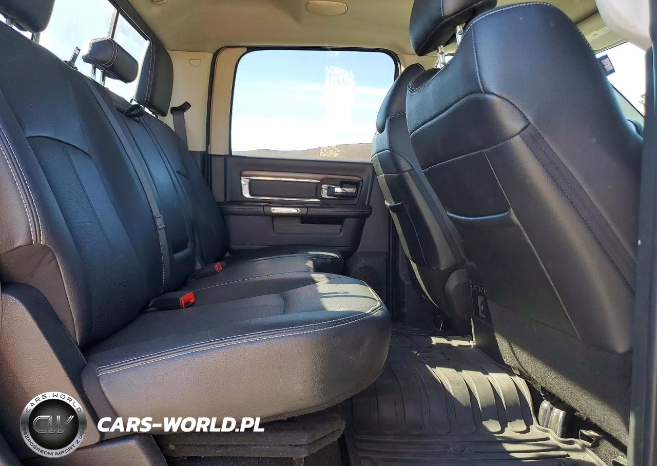 2017 Ram 1500 Laramie VIN:1C6RR7NM3HS877574 - 10