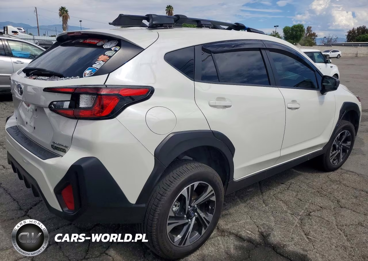 2024 Subaru Crosstrek Premium VIN:JF2GUADC6R8326074 - 3