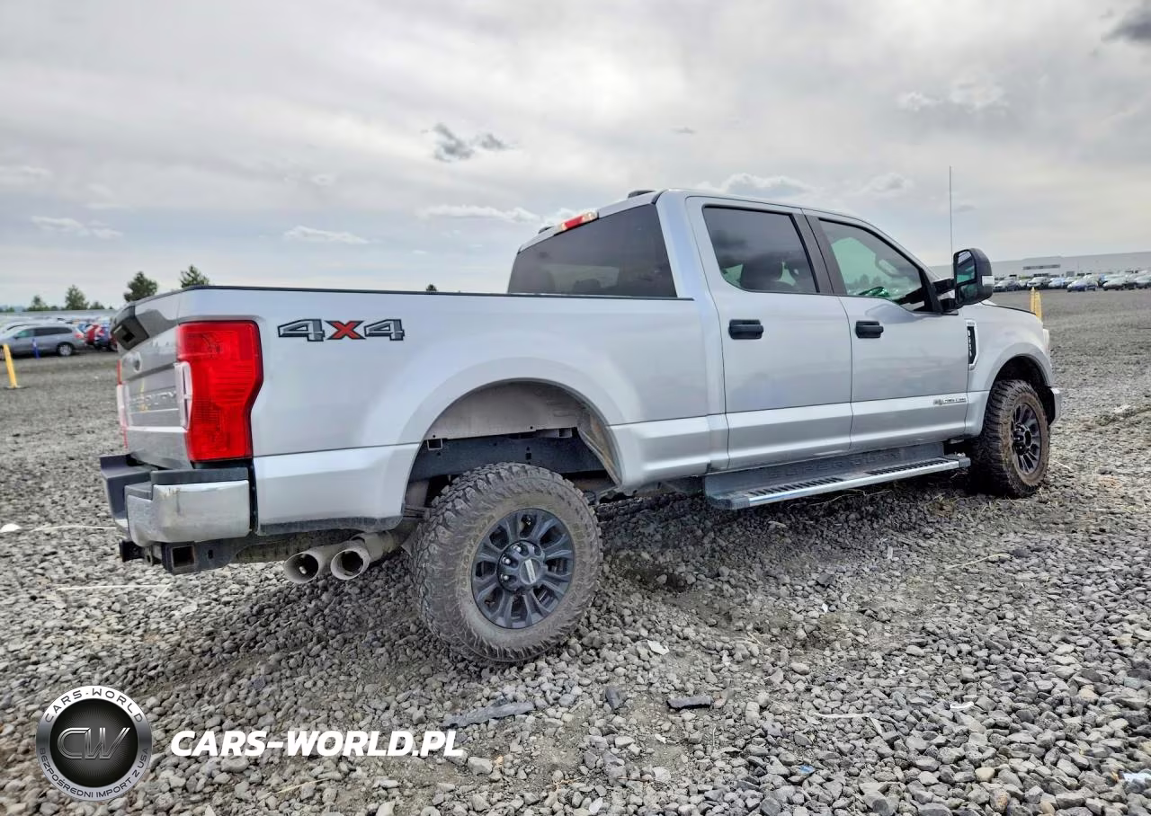 2020 Ford F250 Super Duty VIN:1FT7W2BT2LEE96684 - 3