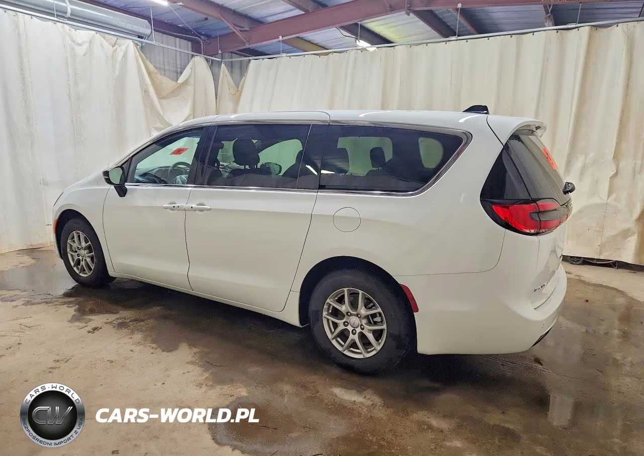 2027 Chrysler Pacifica Select VIN:2C4RC1BG9VR579453 - 2