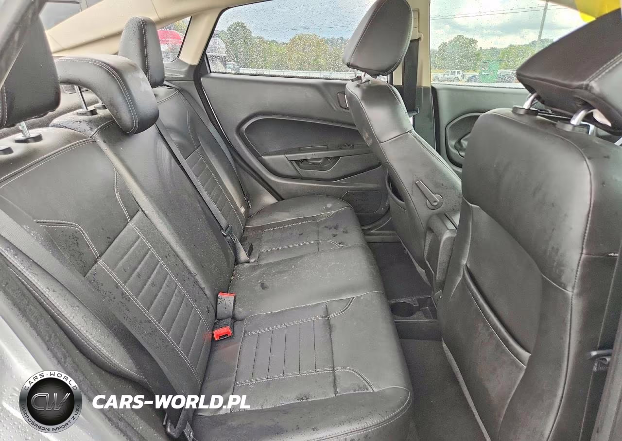 2015 Ford Fiesta Titanium VIN:3FADP4CJ5FM225616 - 10