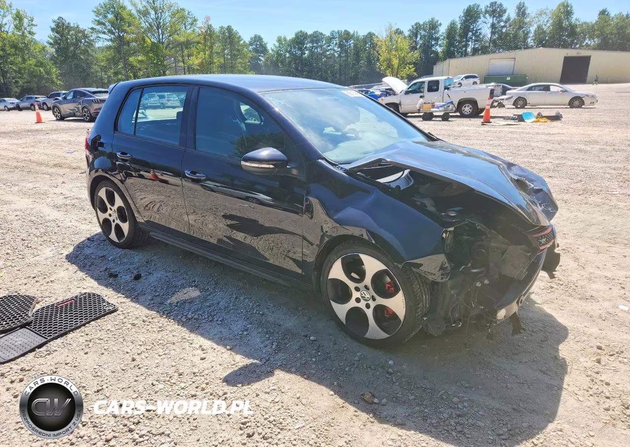 2013 Volkswagen Gti VIN:WVWGV7AJ5DW000742 - 4