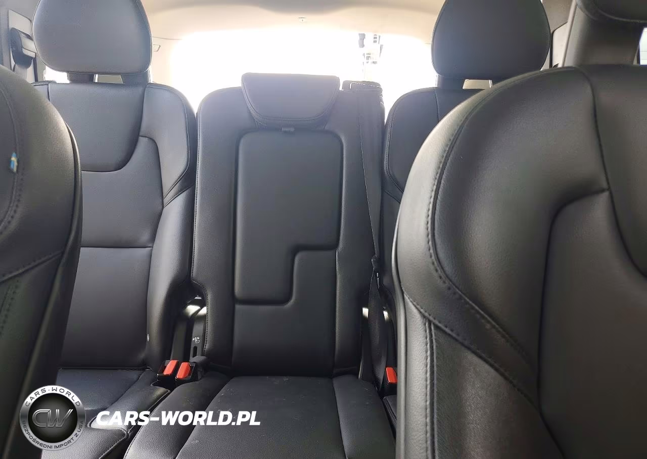 2021 Volvo Xc90 T5 Momentum VIN:YV4102PK0M1770803 - 10