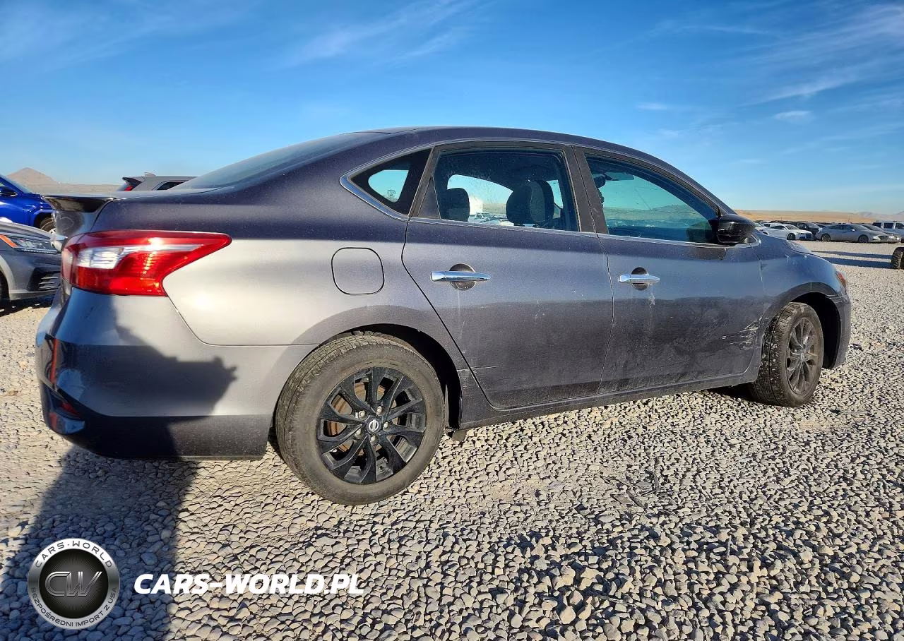 2018 Nissan Sentra S VIN:3N1AB7AP8JY241575 - 3