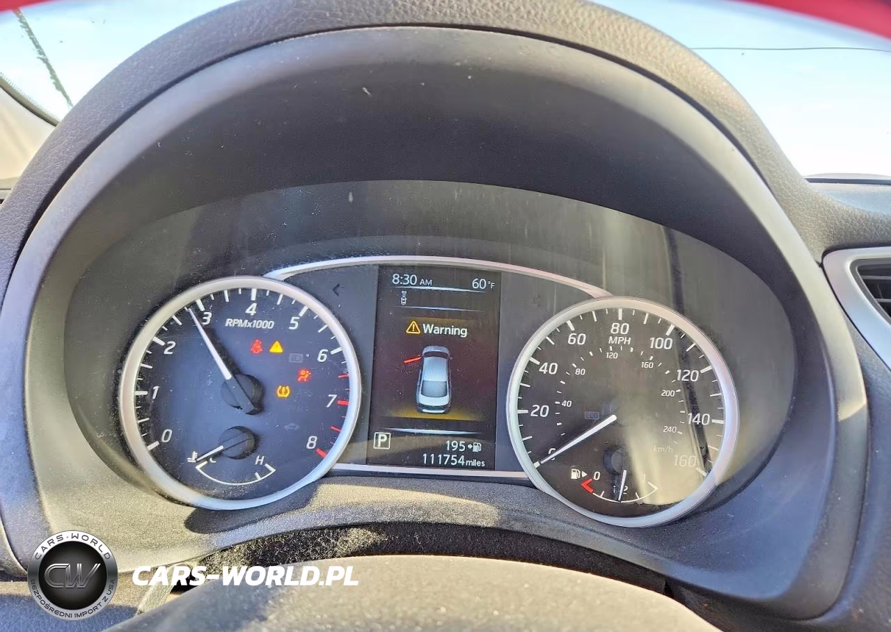 2018 Nissan Sentra S VIN:3N1AB7AP8JY241575 - 9