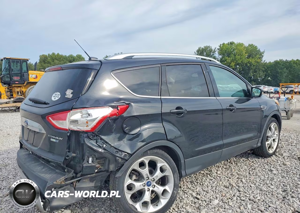 2015 Ford Escape Titanium VIN:1FMCU9J9XFUC37188 - 3