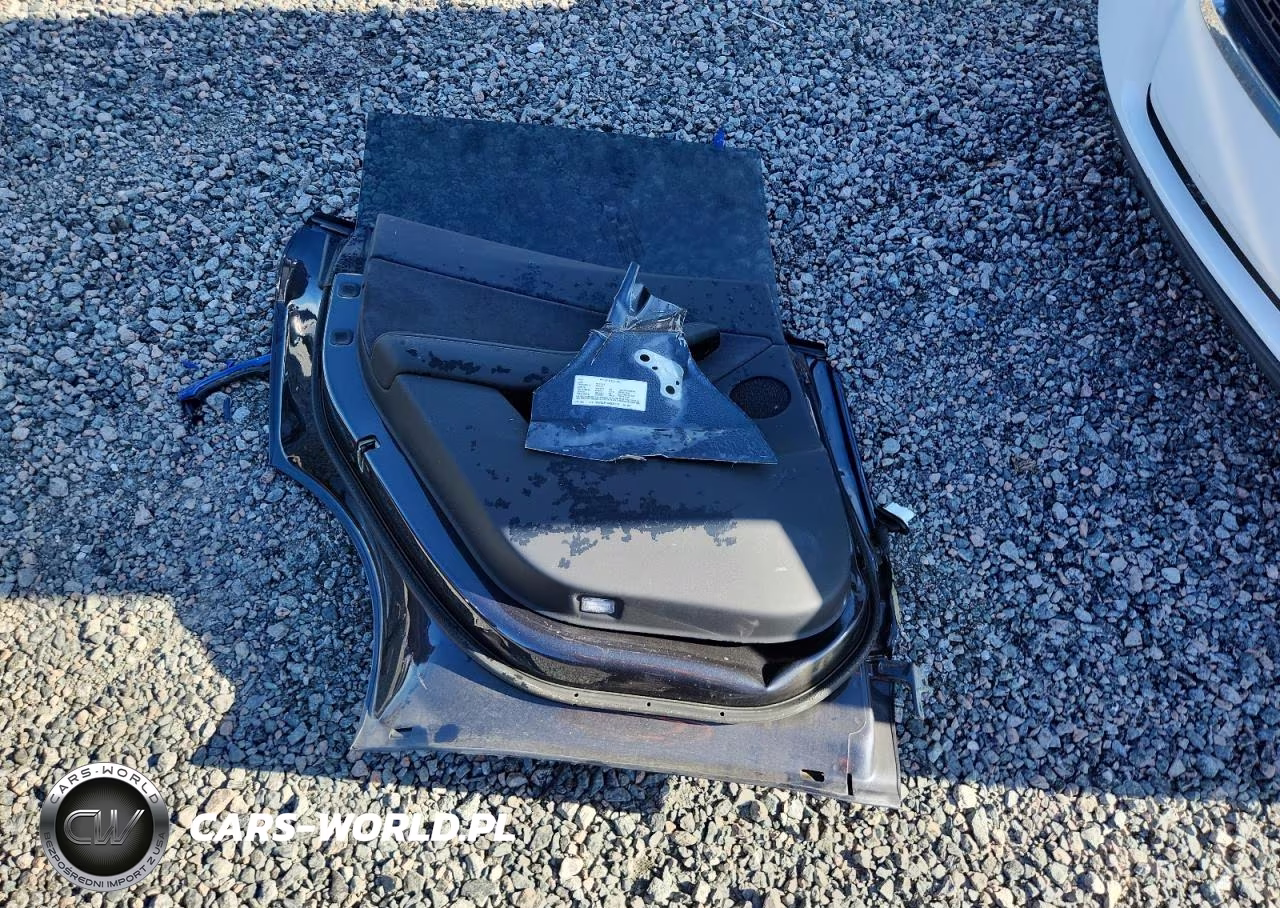 2024 Tesla Model Y VIN:7SAYGDEE9RA236560 - 12