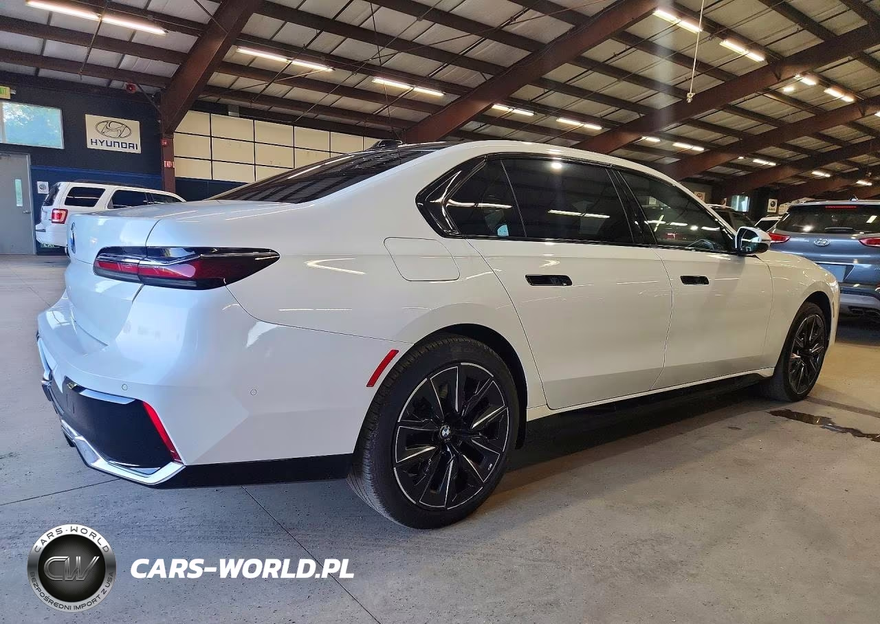 2023 BMW I7 xDrive60 VIN:WBY53EJ08PCL69978 - 3