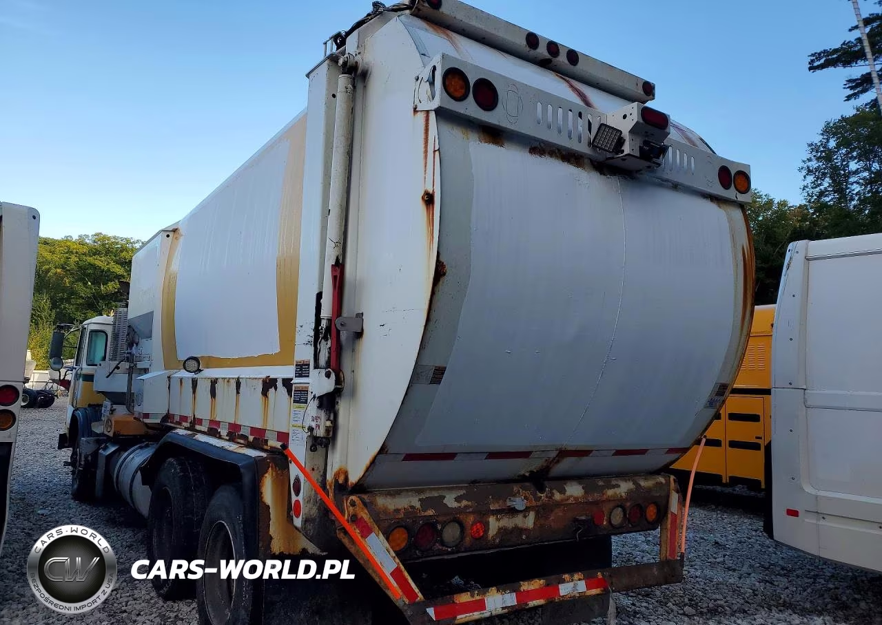 2011 Autocar Xpeditor Refuse Truck VIN:5VCACRKF6BH211938 - 2