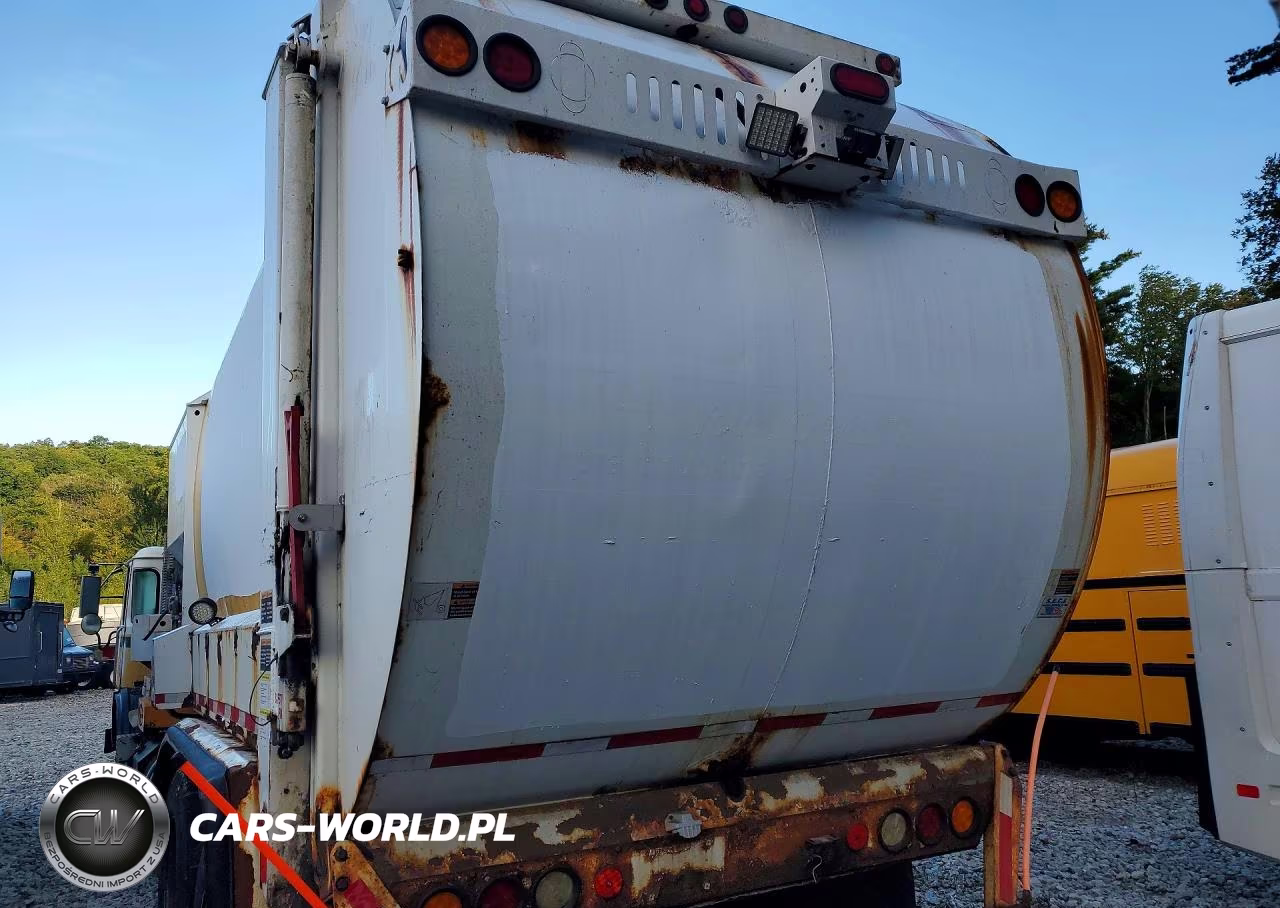 2011 Autocar Xpeditor Refuse Truck VIN:5VCACRKF6BH211938 - 6