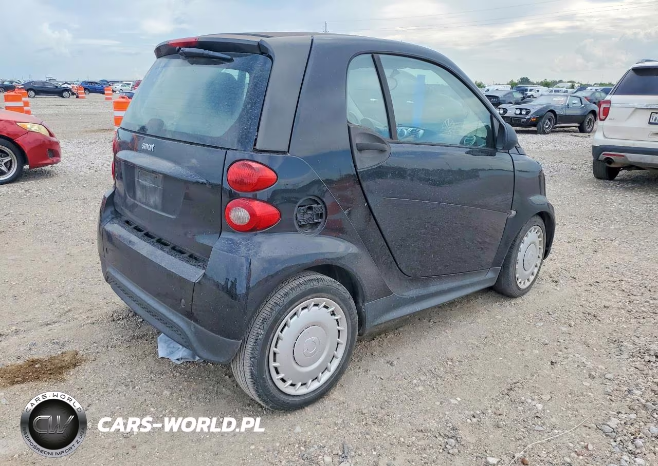 2015 Smart Fortwo Pure VIN:WMEEJ3BA2FK800890 - 3