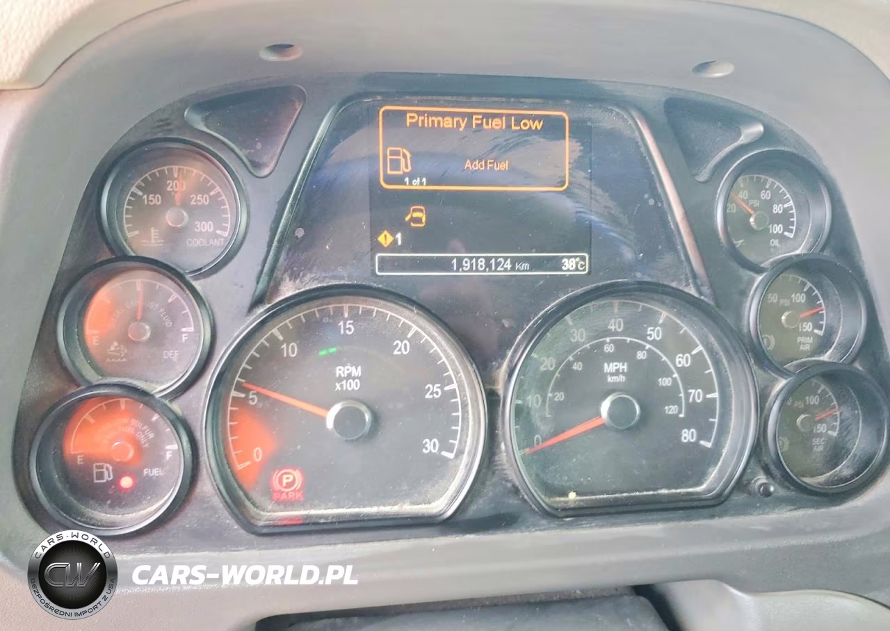 2014 Peterbilt 579 VIN:1XPBD49XXED249893 - 9