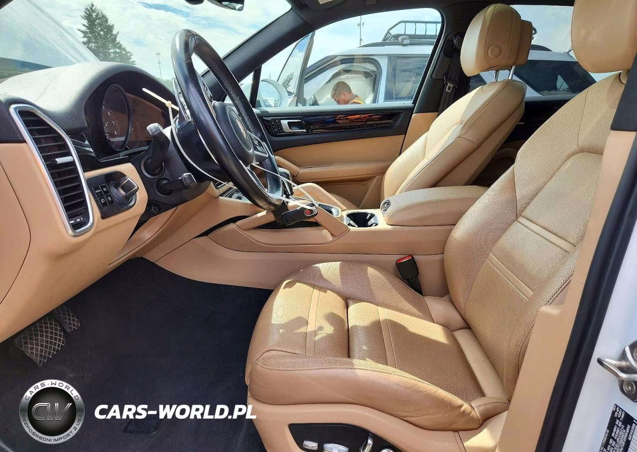 2020 Porsche Cayenne VIN:WP1AA2AY3LDA02452 - 7