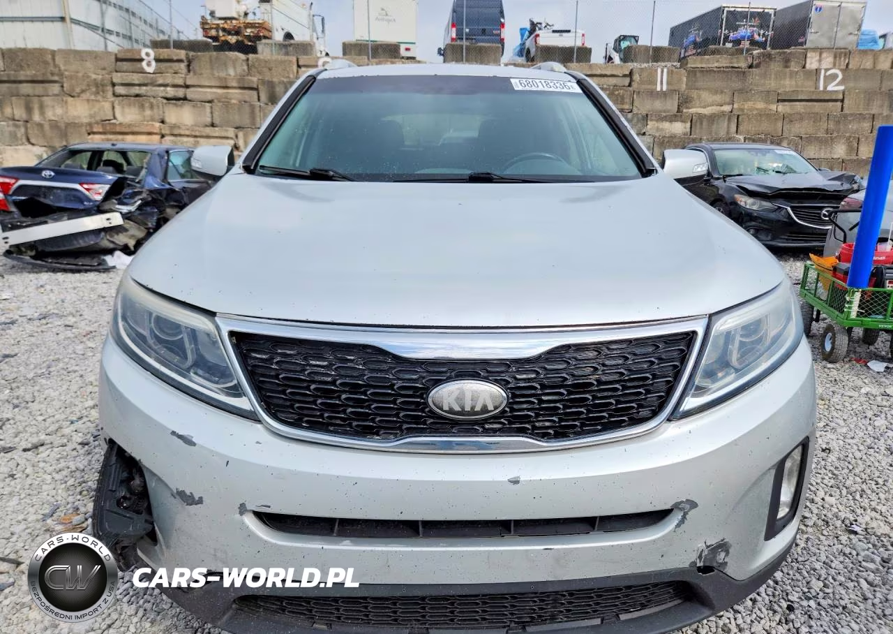 2014 Kia Sorento Lx VIN:5XYKTDA66EG475437 - 5