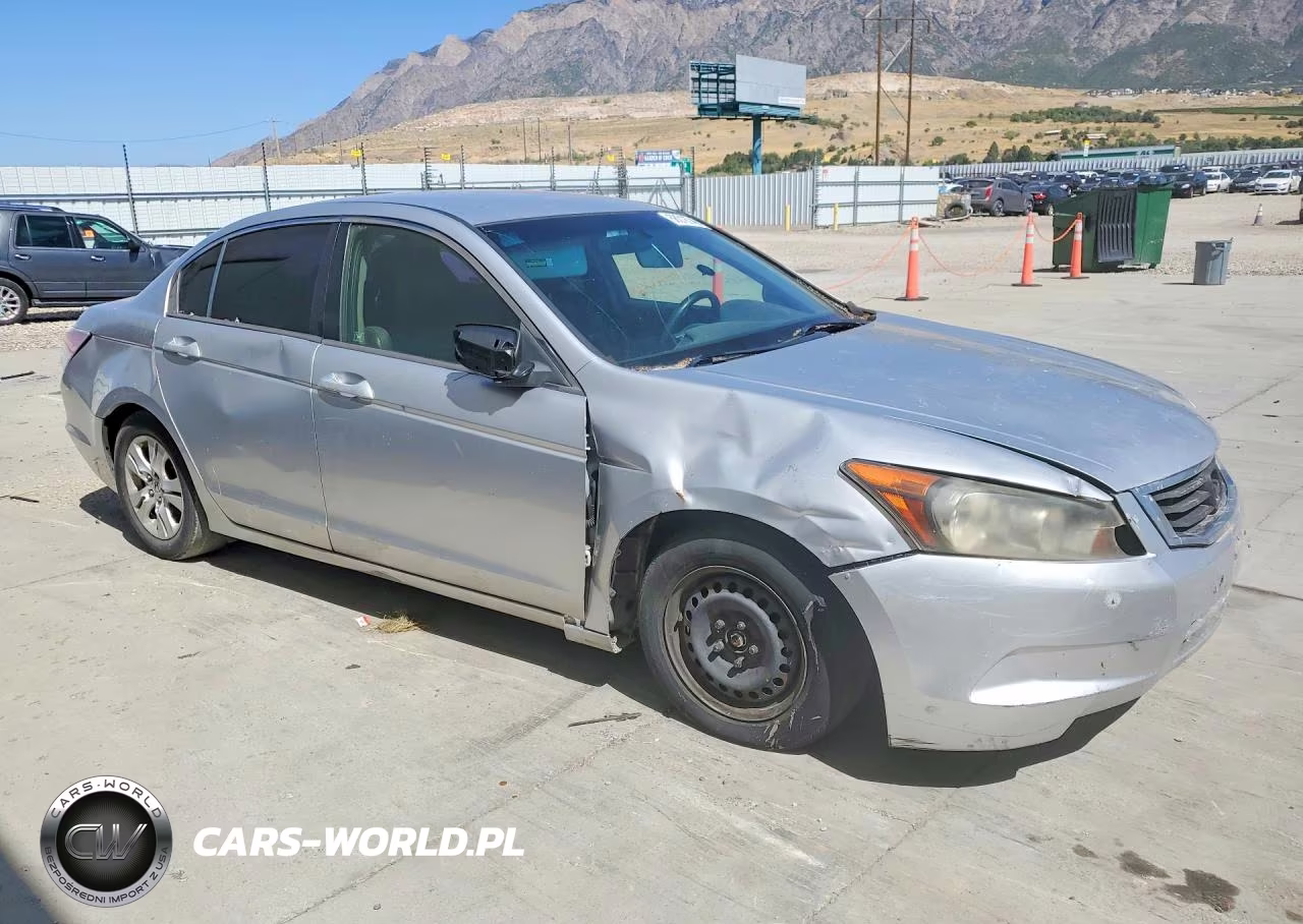 2008 Honda Accord Lxp VIN:JHMCP26418C053359 - 4