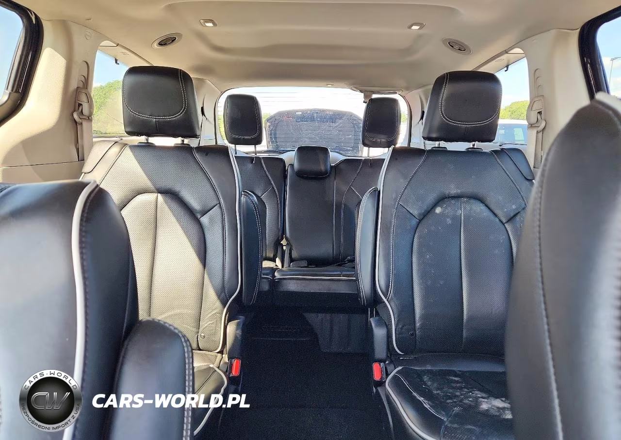 2024 Chrysler Pacifica Limited VIN:2C4RC1GG7RR101594 - 10