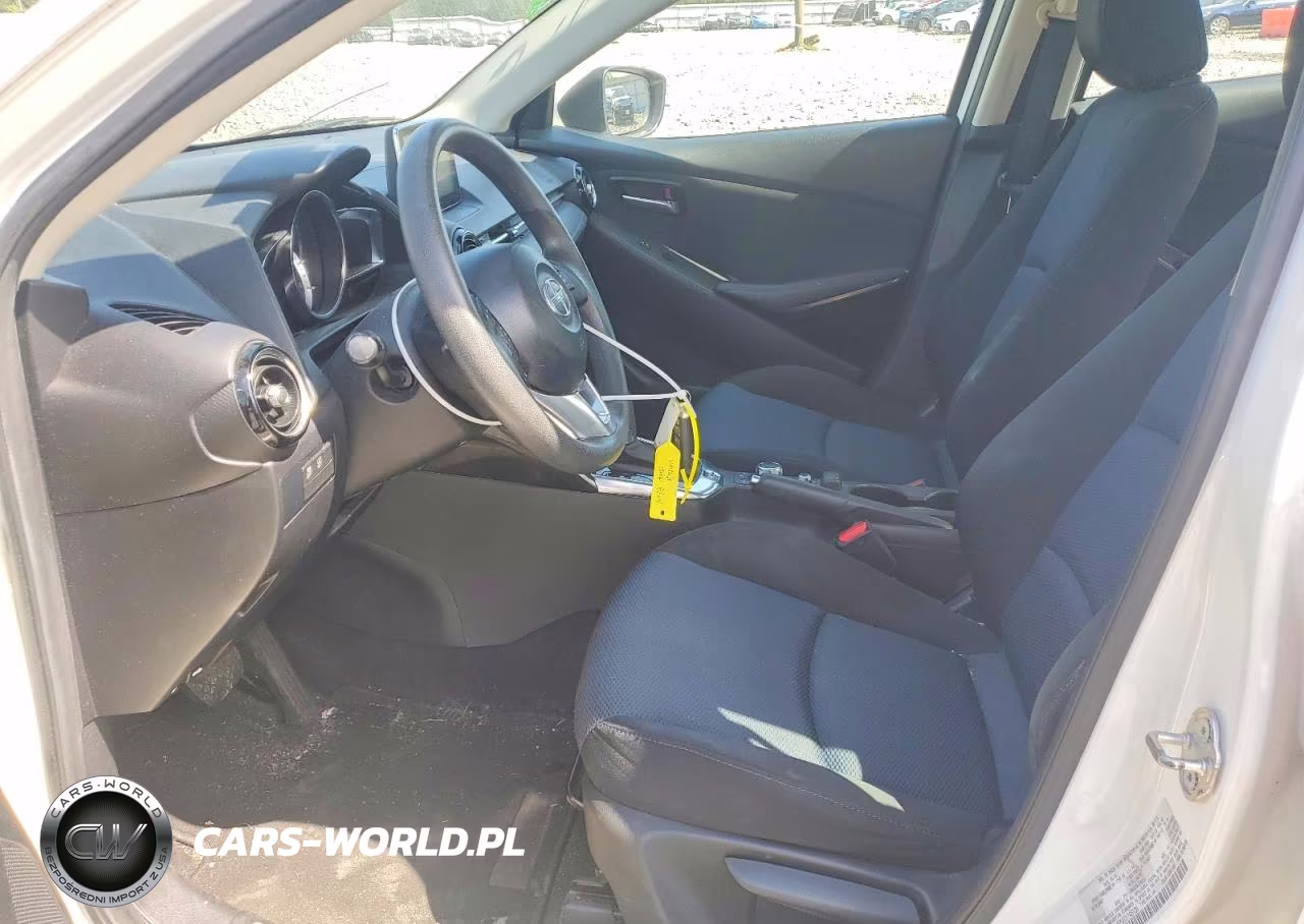 2016 Scion Ia Base VIN:3MYDLBZV2GY145108 - 7