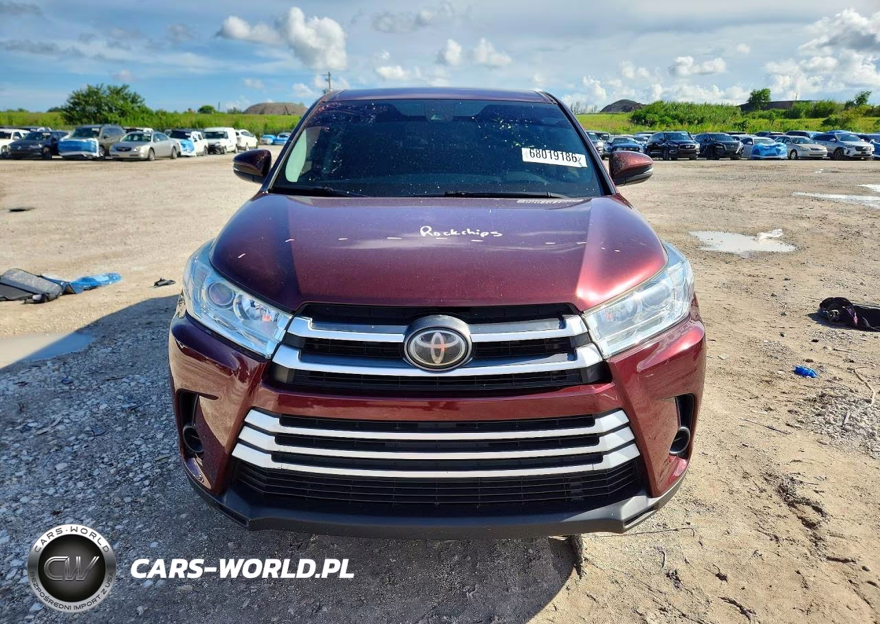 2018 Toyota Highlander Le VIN:5TDZARFH4JS034222 - 5