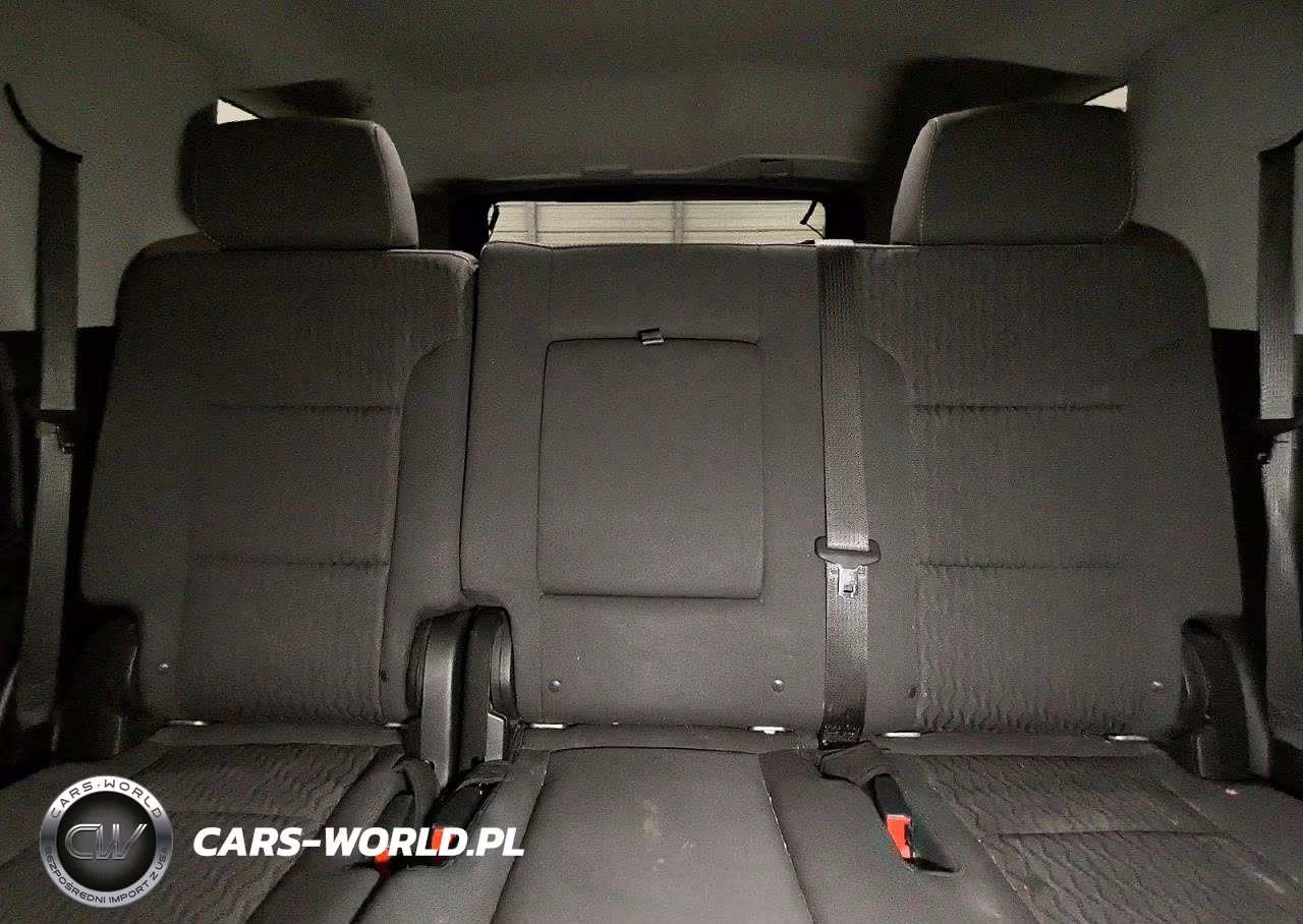 2019 Chevrolet Tahoe C1500 Ls VIN:1GNSCAKCXKR220751 - 10