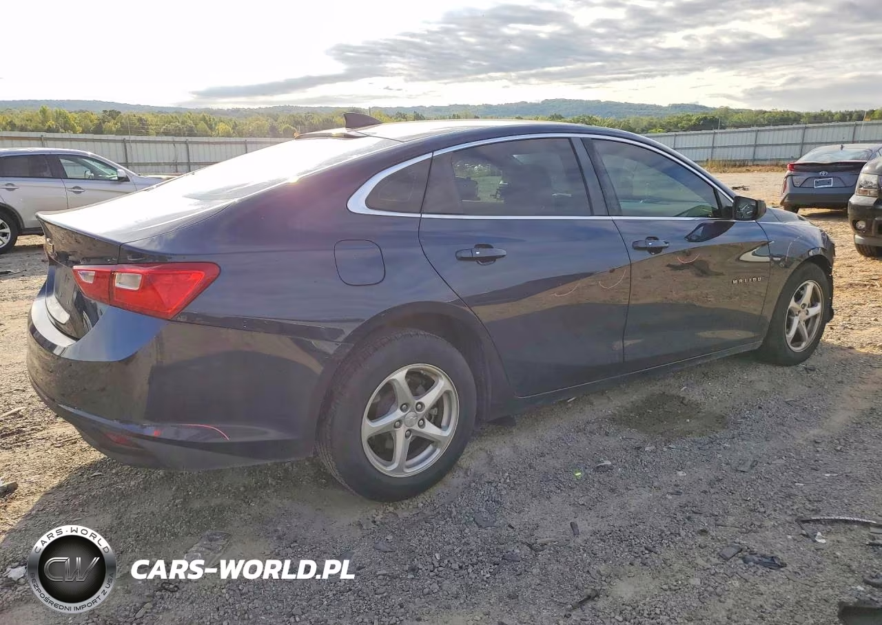 2018 Chevrolet Malibu Ls VIN:1G1ZC5ST4JF210837 - 3