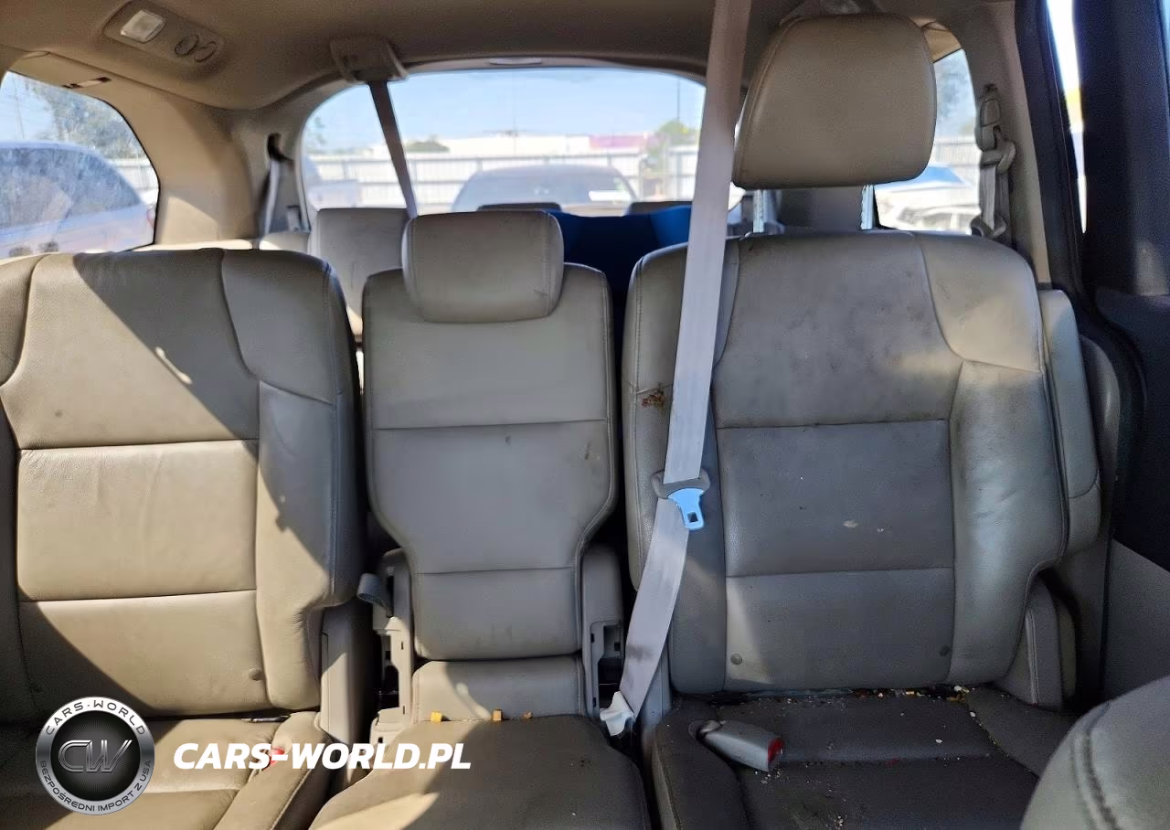2012 Honda Odyssey Touring VIN:5FNRL5H96CB132426 - 10