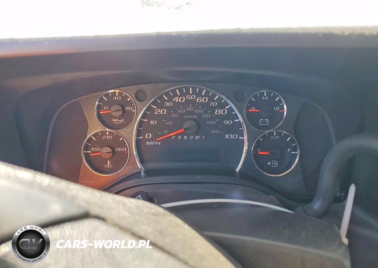 2016 Chevrolet Express G2500 VIN:1GCWGAFF9G1320901 - 9
