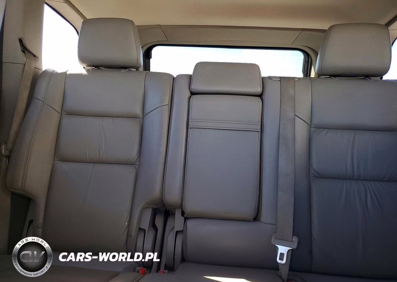 2011 Jeep Grand Cherokee Laredo VIN:1J4RR4GT4BC608961 - 10