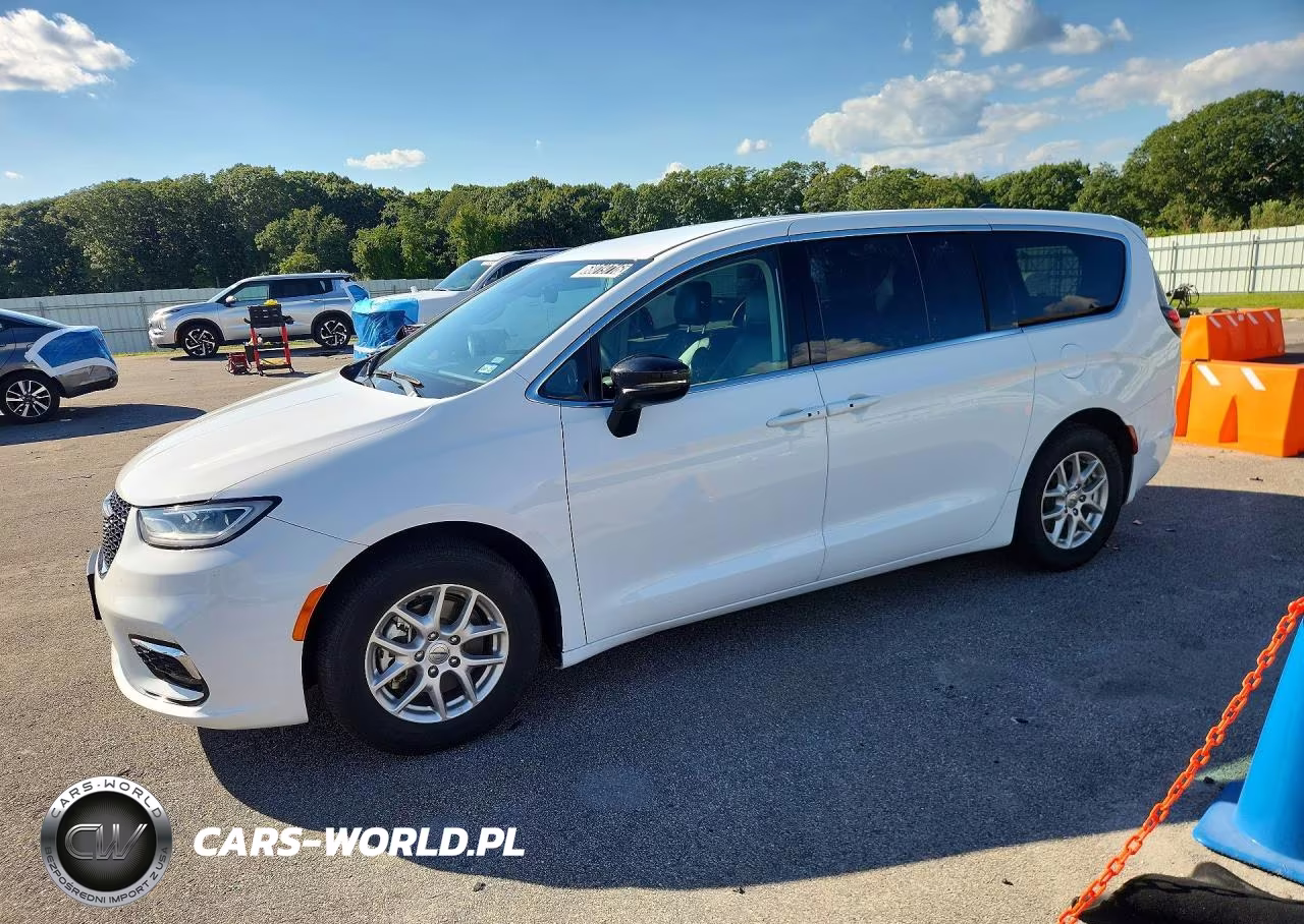 2024 Chrysler Pacifica Touring L – zdjęcie 1 z 13