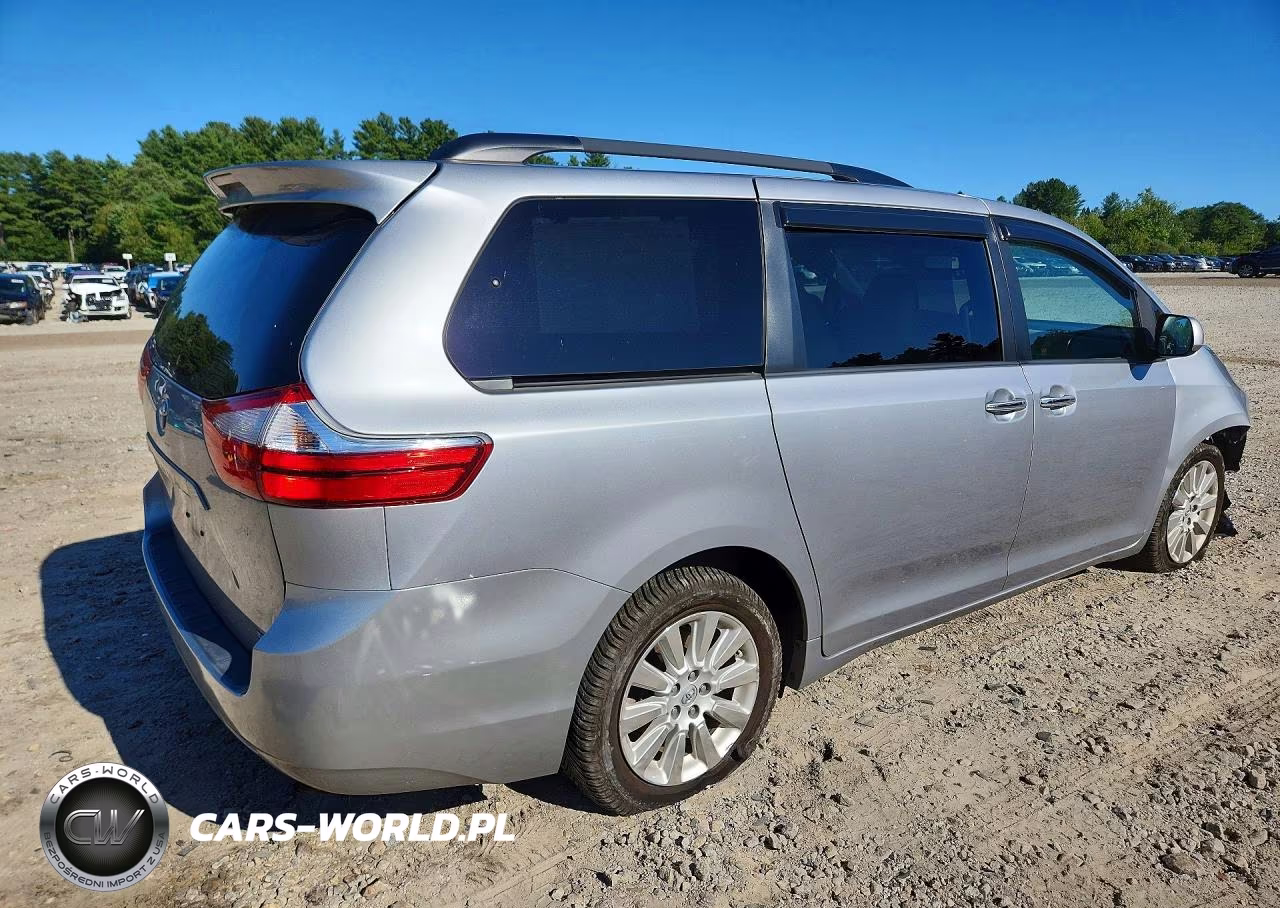 2015 Toyota Sienna Xle 7-Passenger VIN:5TDDK3DCXFS105345 - 3