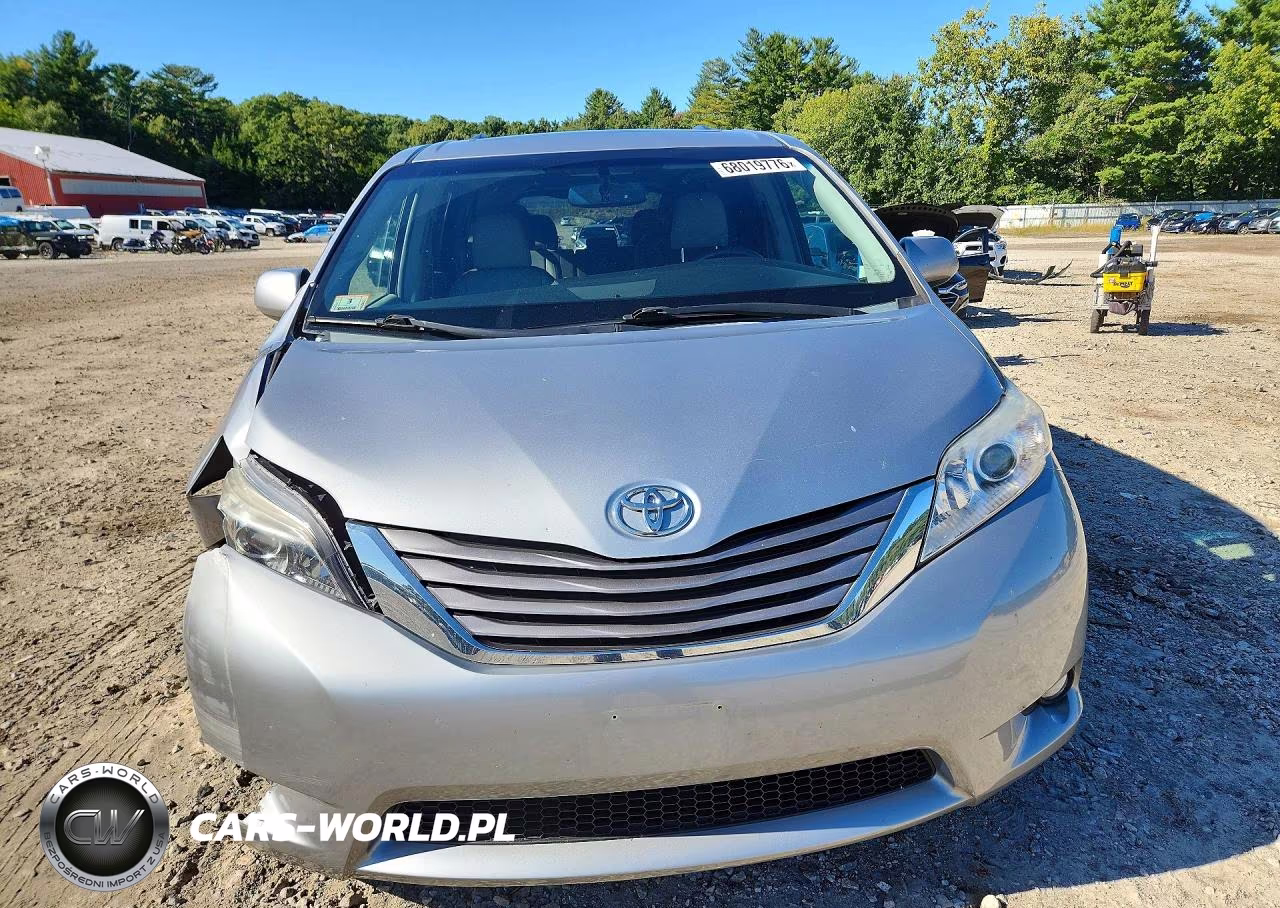 2015 Toyota Sienna Xle 7-Passenger VIN:5TDDK3DCXFS105345 - 5