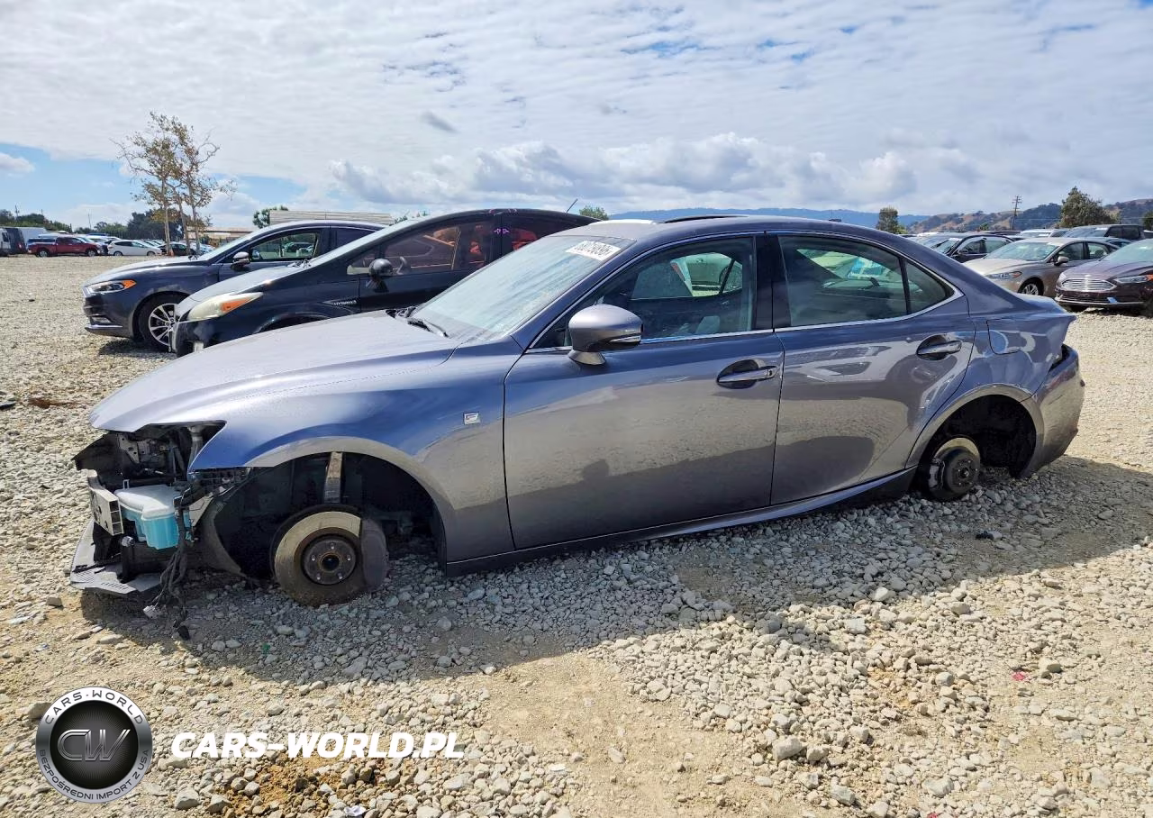 2016 Lexus Is 200T – zdjęcie 1 z 13