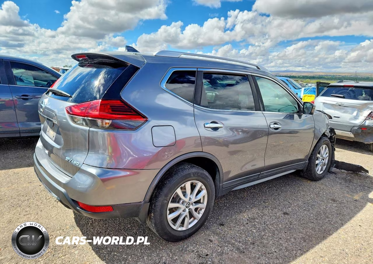 2017 Nissan Rogue Sv VIN:KNMAT2MV7HP586194 - 3