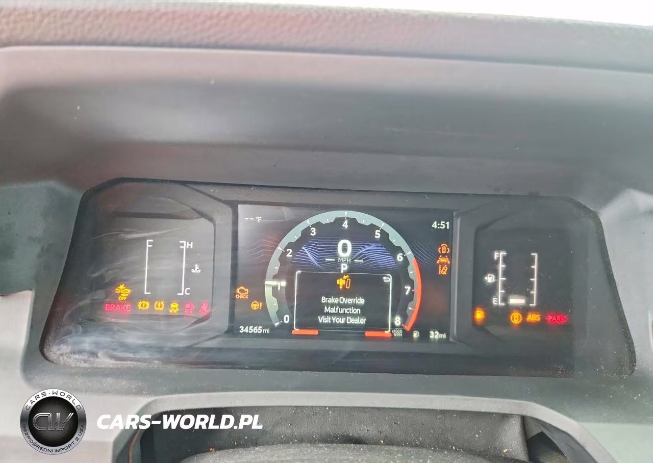2025 Toyota Tacoma Sr VIN:3TYJDAHN3ST022044 - 9
