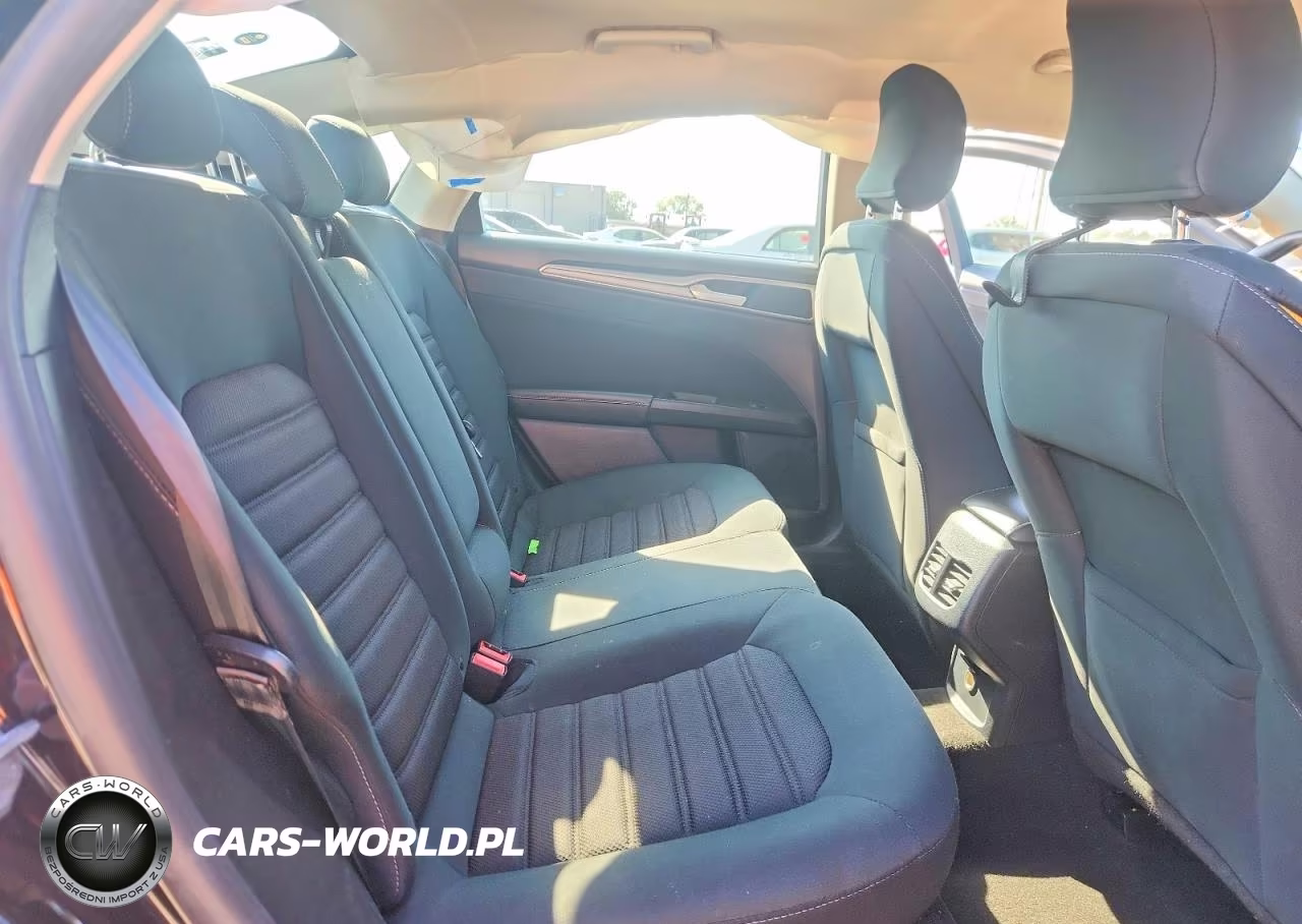 2019 Ford Fusion Se VIN:3FA6P0HDXKR214080 - 10