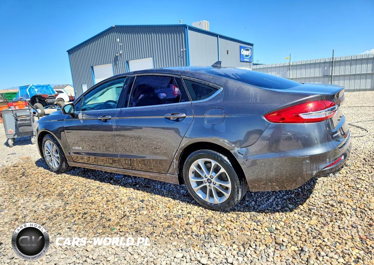 2019 Ford Fusion Se VIN:3FA6P0LU5KR200157 - 2