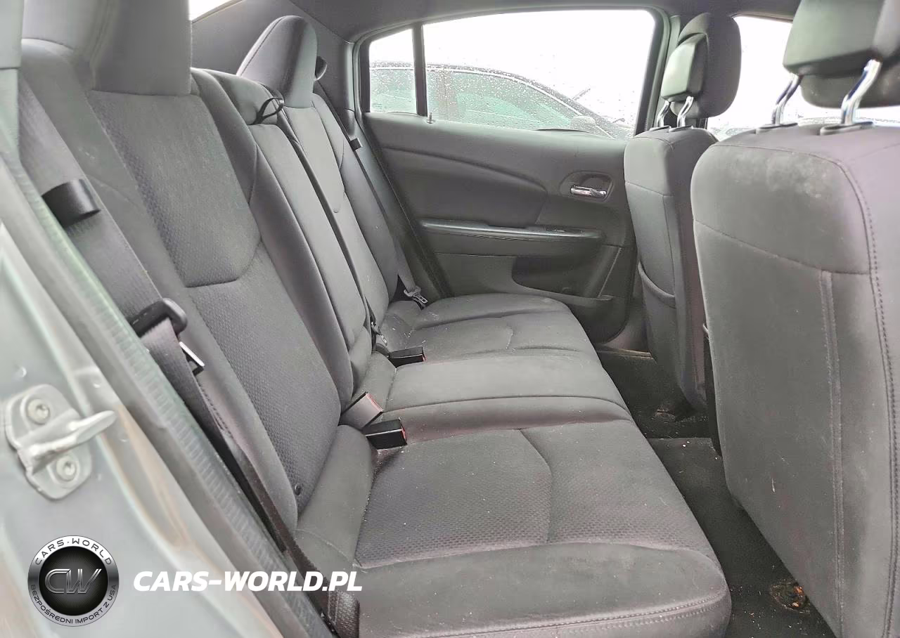 2014 Chrysler 200 Touring VIN:1C3CCBBG1EN144794 - 10