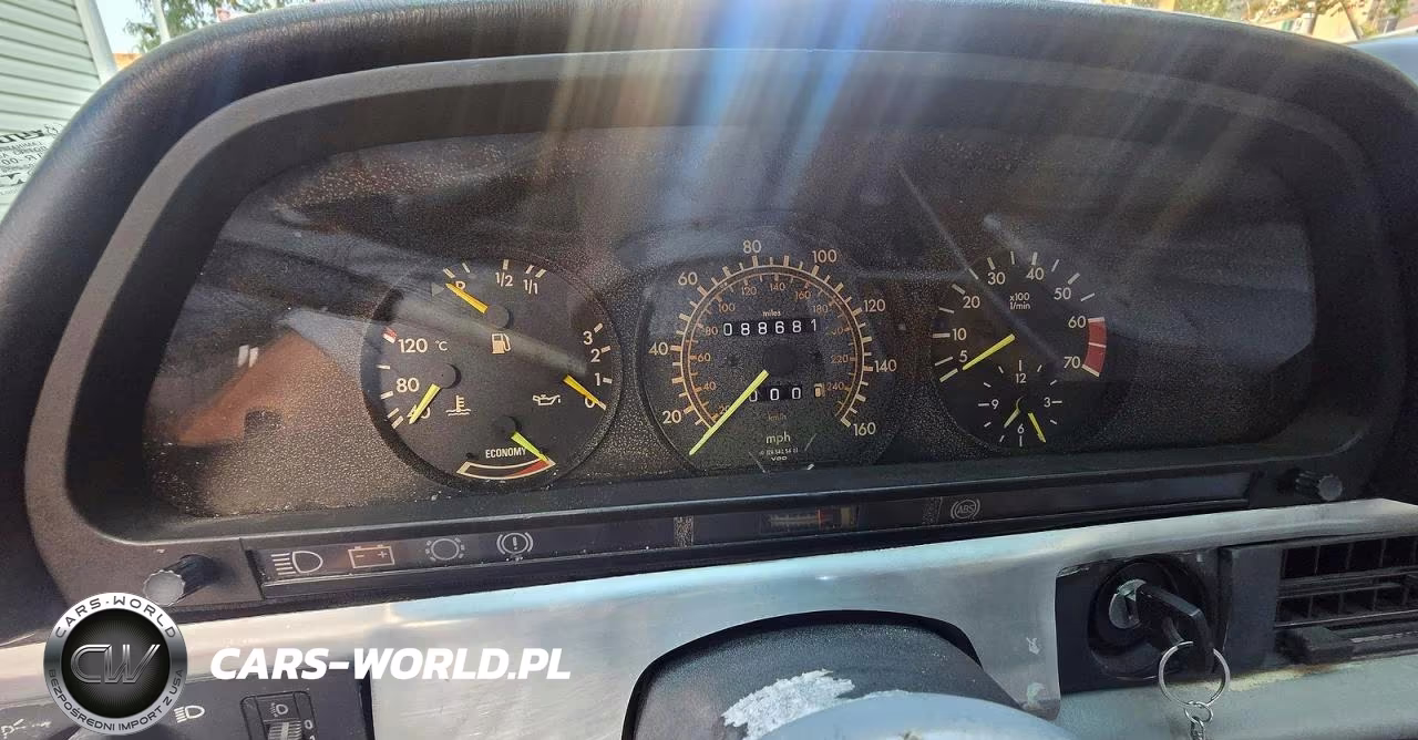1984 Mercedes-Benz 500Sec VIN:WDB1260441A061772 - 8