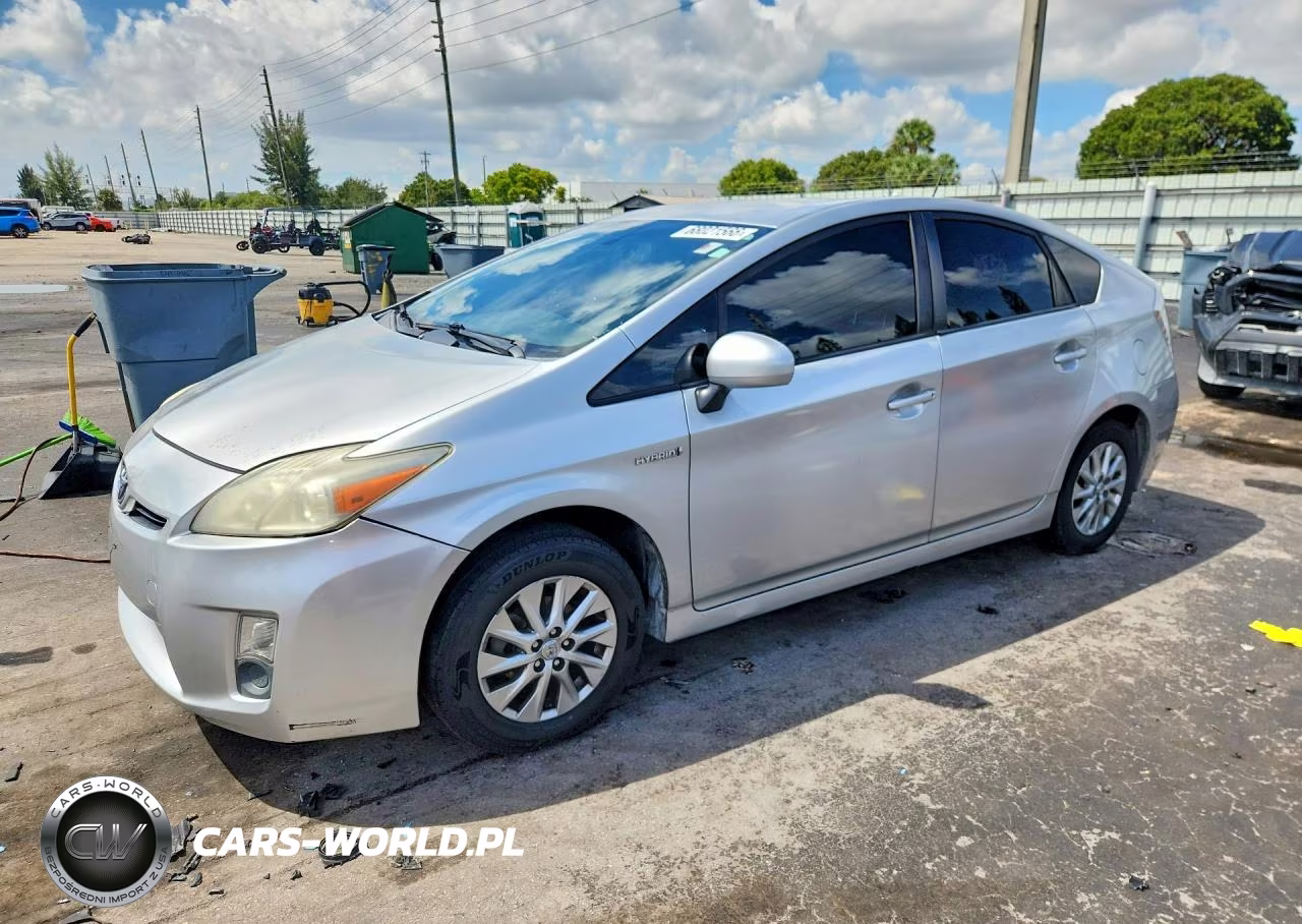 2011 Toyota Prius One – zdjęcie 1 z 12