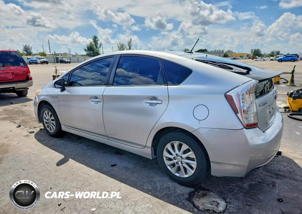 2011 Toyota Prius One VIN:JTDKN3DU1B0271399 - 2