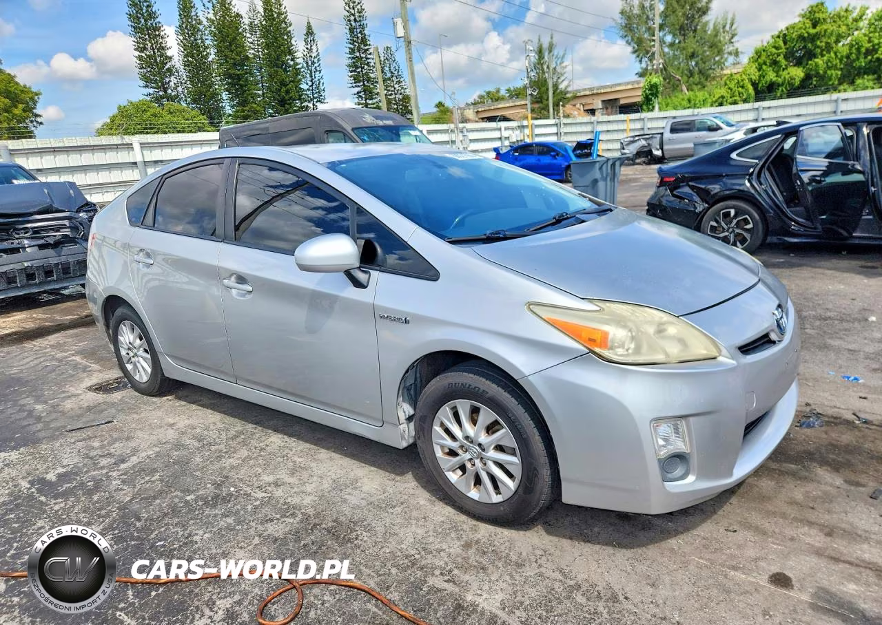 2011 Toyota Prius One VIN:JTDKN3DU1B0271399 - 4